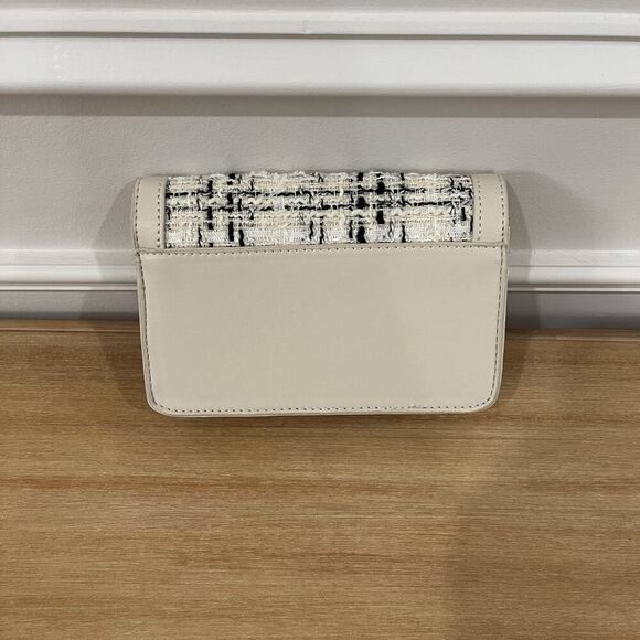 Badgley Mischka Women Clutch W/ Frame & Tweed Cover Off White Bag - Picture 2 of 11